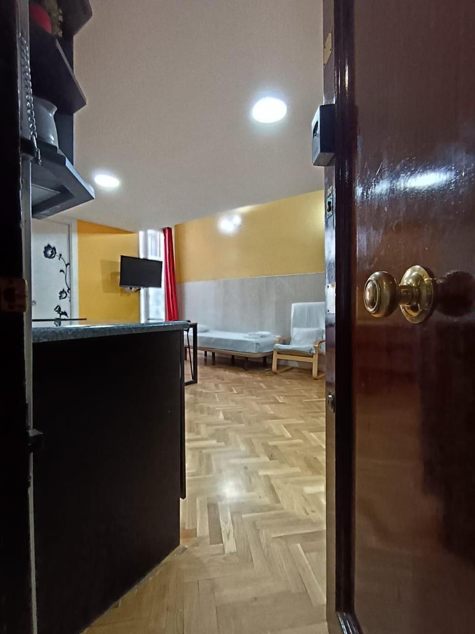 Apartamentos Sol Mayor Мадрид Экстерьер фото