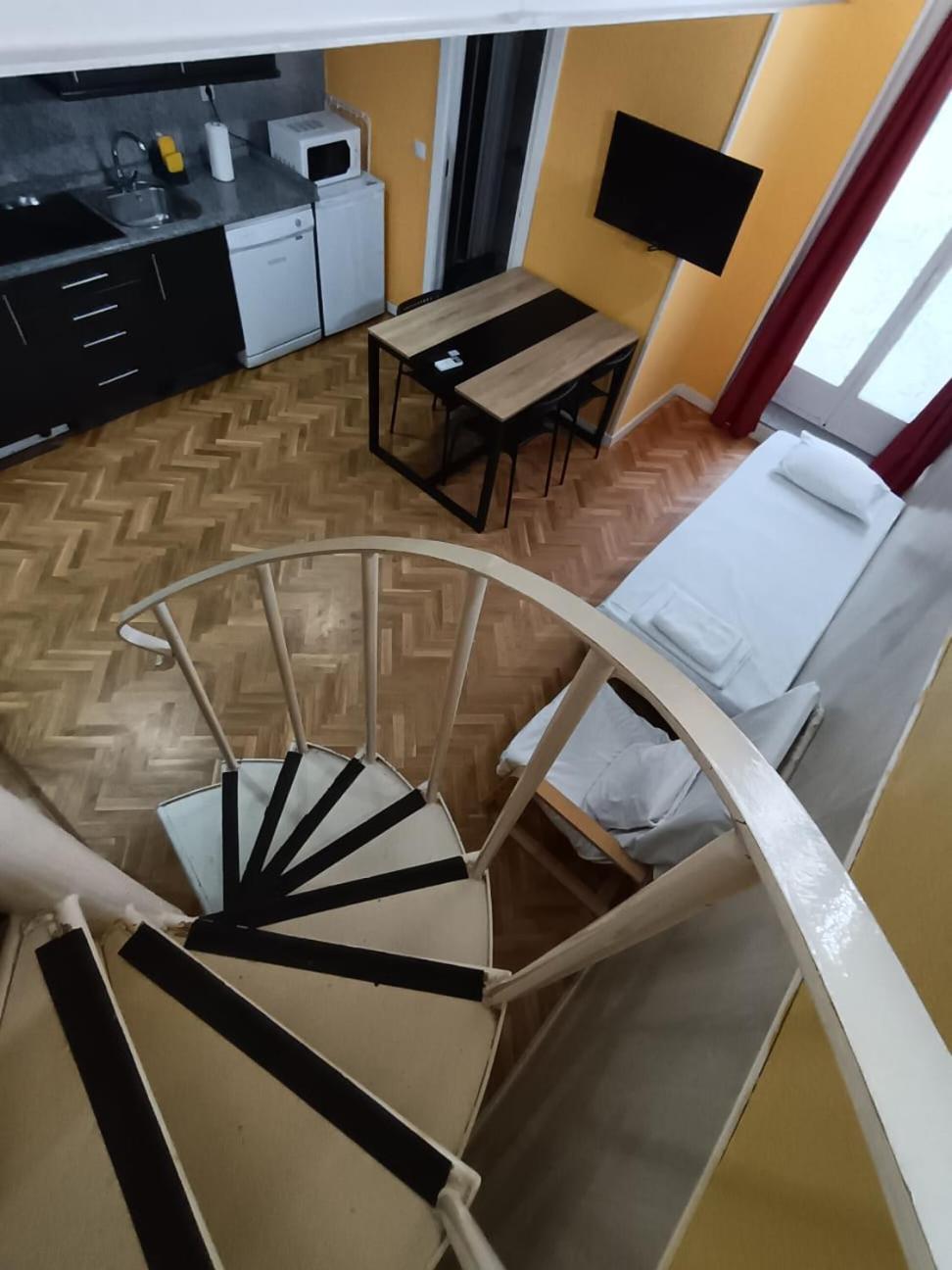 Apartamentos Sol Mayor Мадрид Экстерьер фото