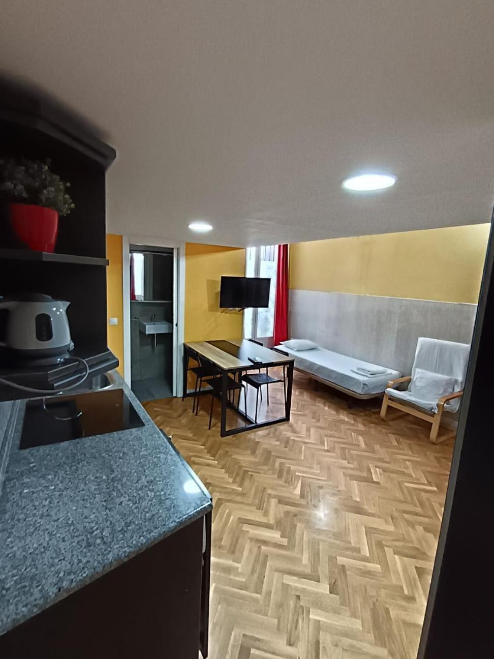 Apartamentos Sol Mayor Мадрид Экстерьер фото
