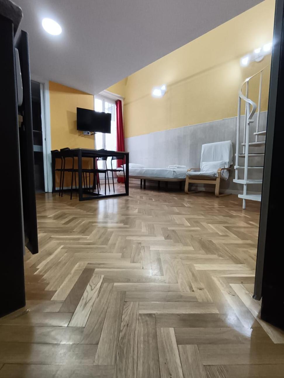 Apartamentos Sol Mayor Мадрид Экстерьер фото
