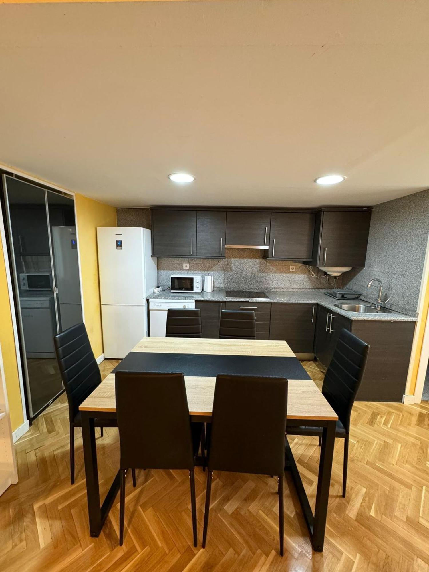 Apartamentos Sol Mayor Мадрид Экстерьер фото