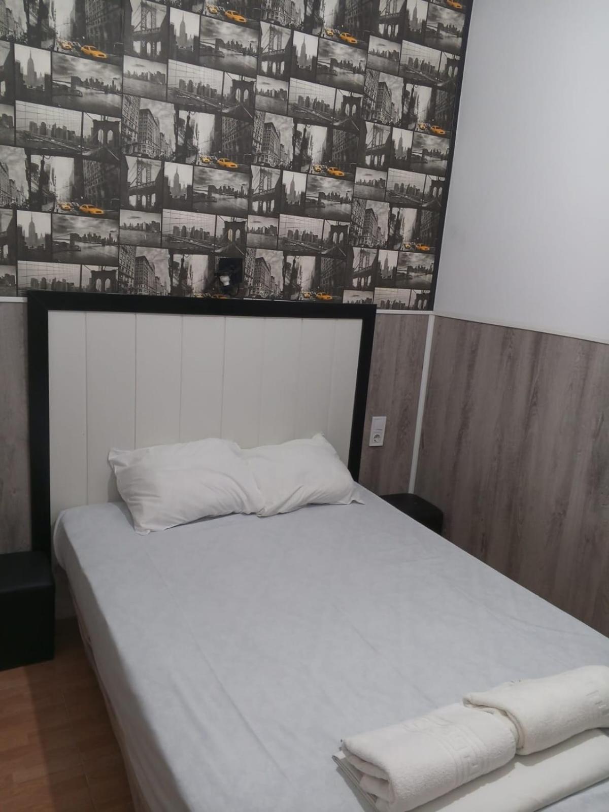 Apartamentos Sol Mayor Мадрид Экстерьер фото