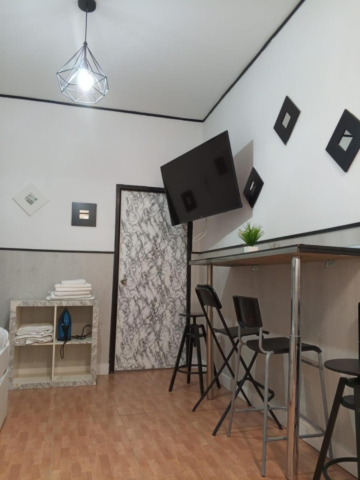 Apartamentos Sol Mayor Мадрид Экстерьер фото